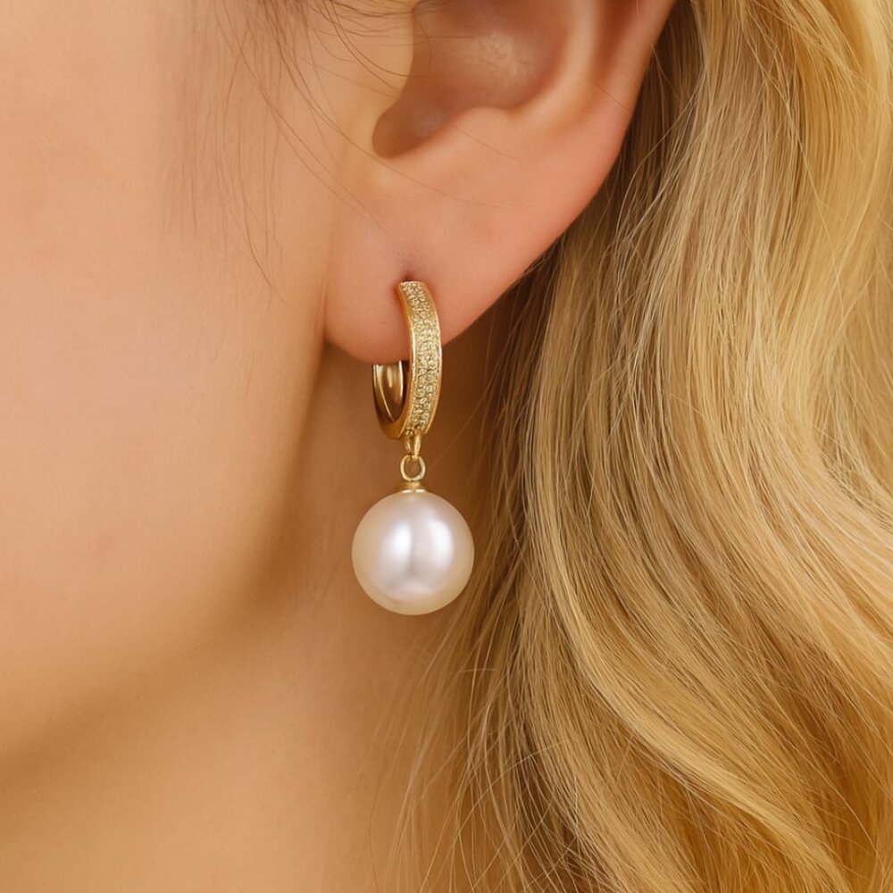 “Janelle” Gold (or) Silver hoop pearl earrings